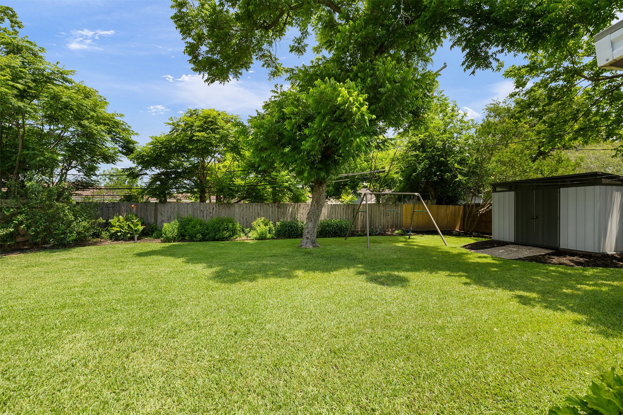 5222 Spellman Road Houston, TX 77035 - Photo 18 of 26