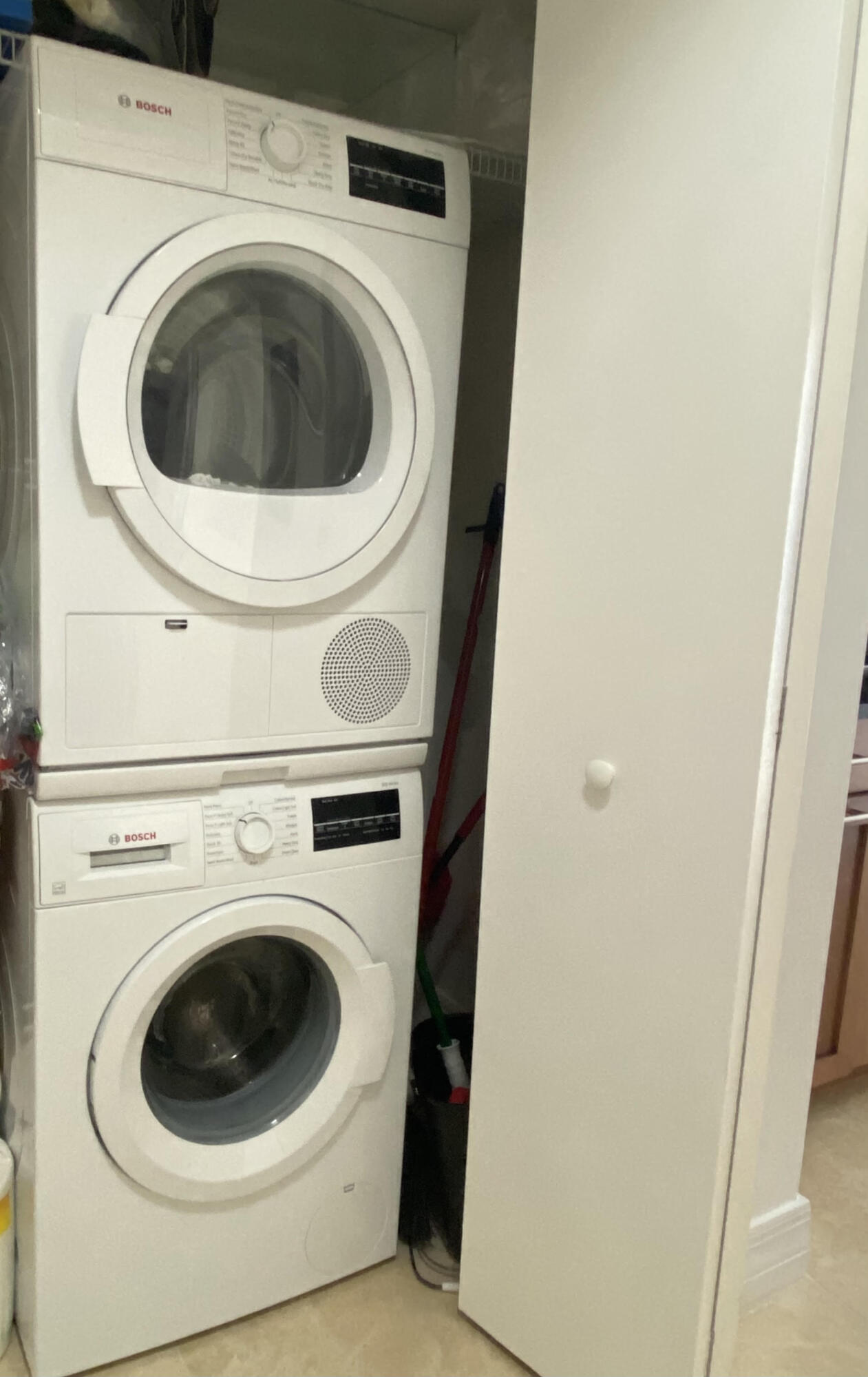 3000 North Ocean Drive, Unit 28A Singer Island, FL 33404 - Photo 18 of 51 Washer Dryer inside Unit