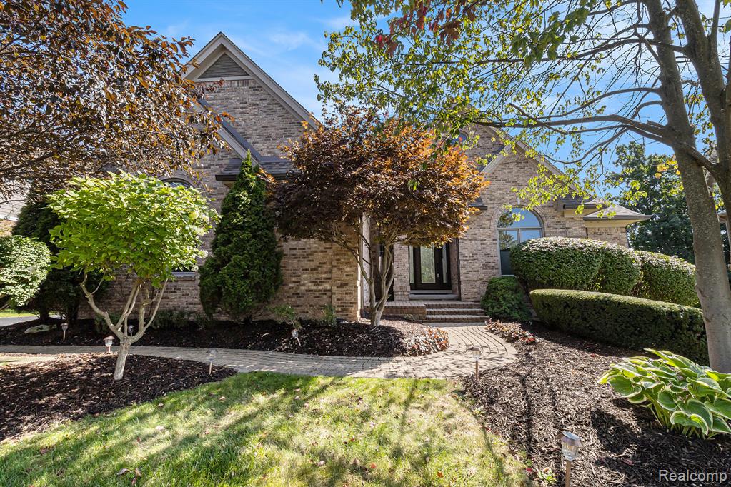 6847 Oakhurst Ridge Road Clarkston, MI 48348 - Photo 39 of 43 Gallery Image 39