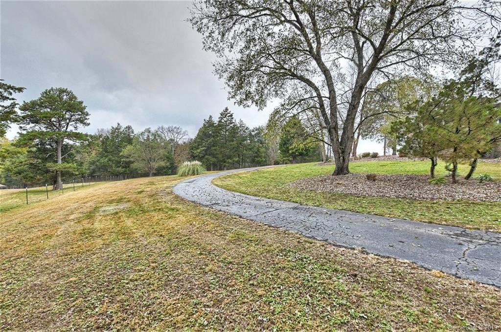 3247 Barr Road Concord, NC 28027 - Photo 3 of 48 Gallery Image 3