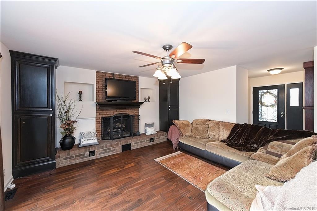 3247 Barr Road Concord, NC 28027 - Photo 9 of 48 Gallery Image 9