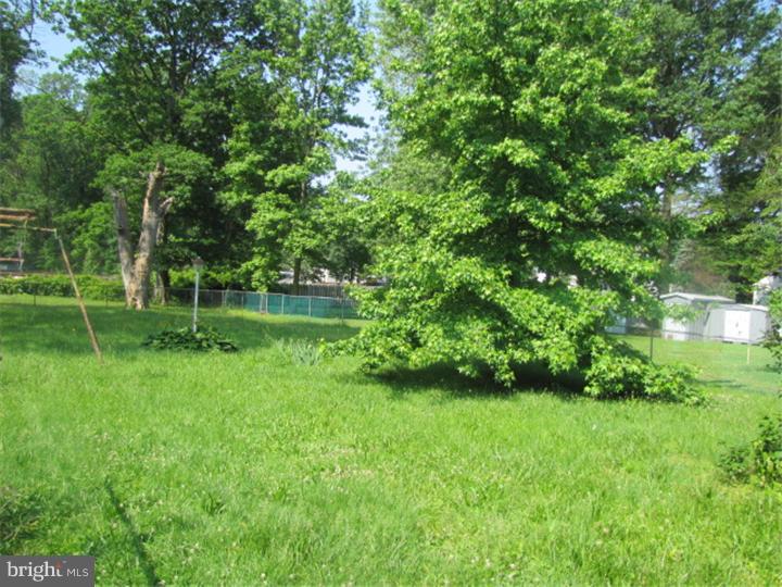 322 South Forklanding Road Maple Shade, NJ 08052 - Photo 13 of 16