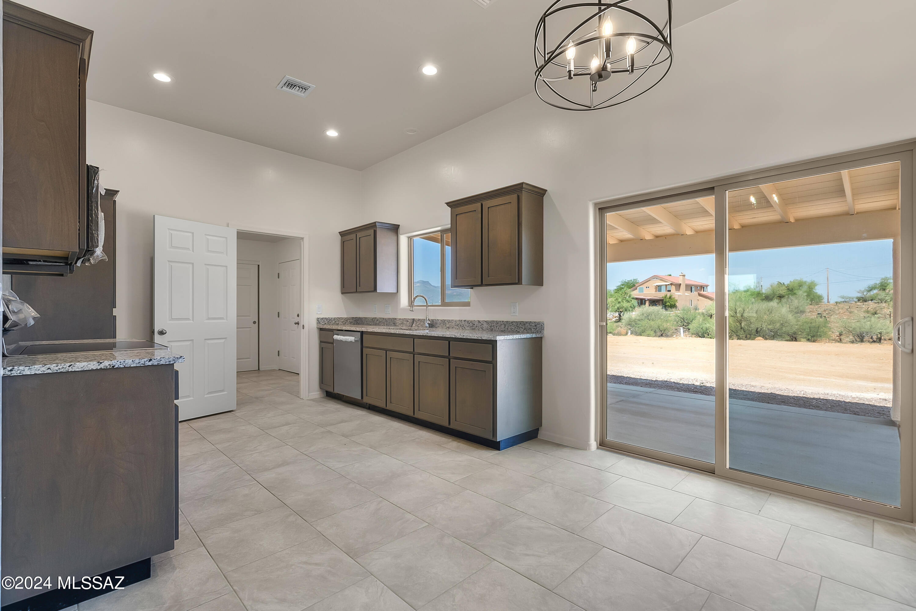 1661 Círculo Ballena Rio Rico, AZ 85648 - Photo 10 of 26