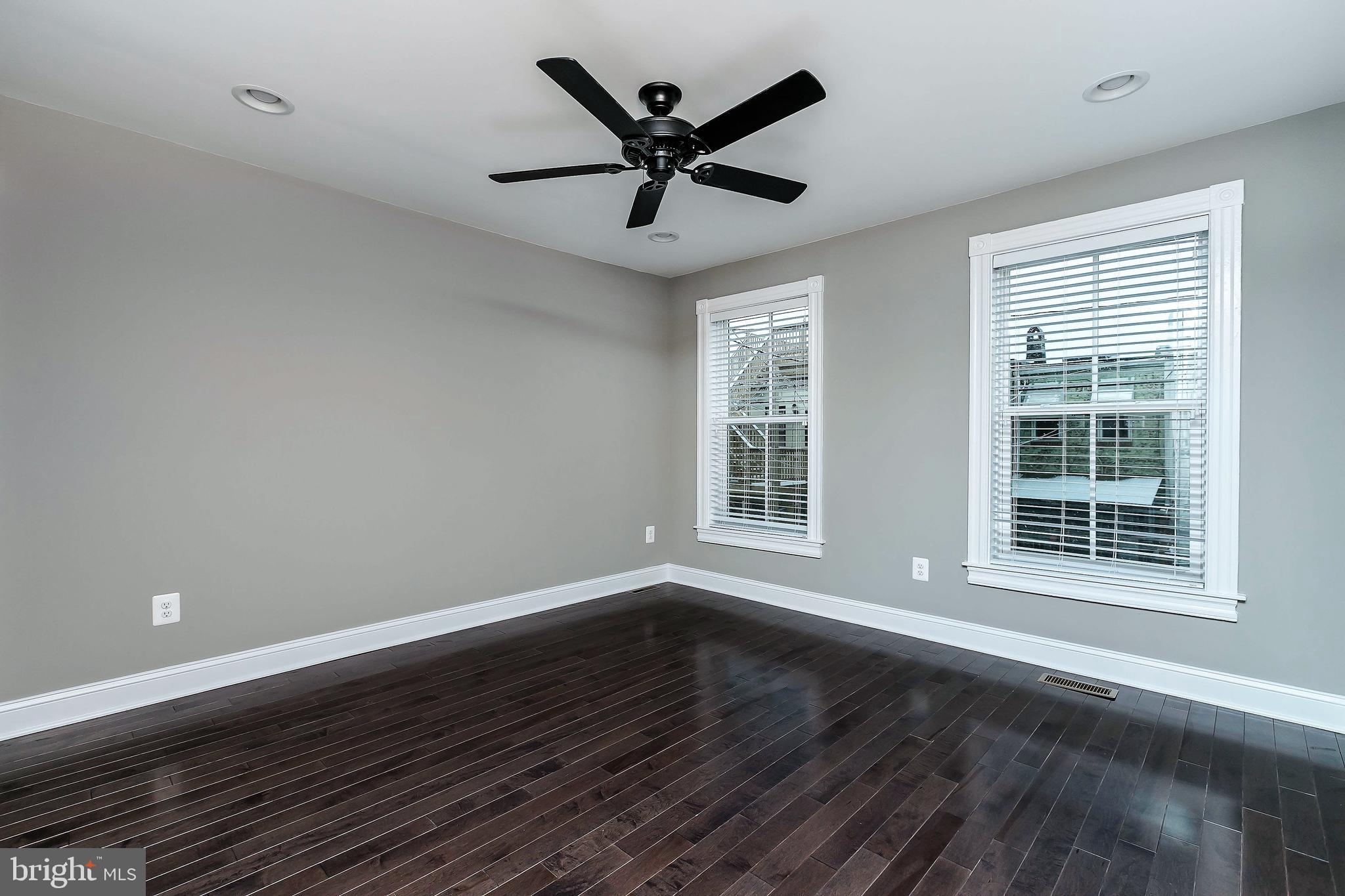 509 South Potomac Street Baltimore, MD 21224 - Photo 14 of 20