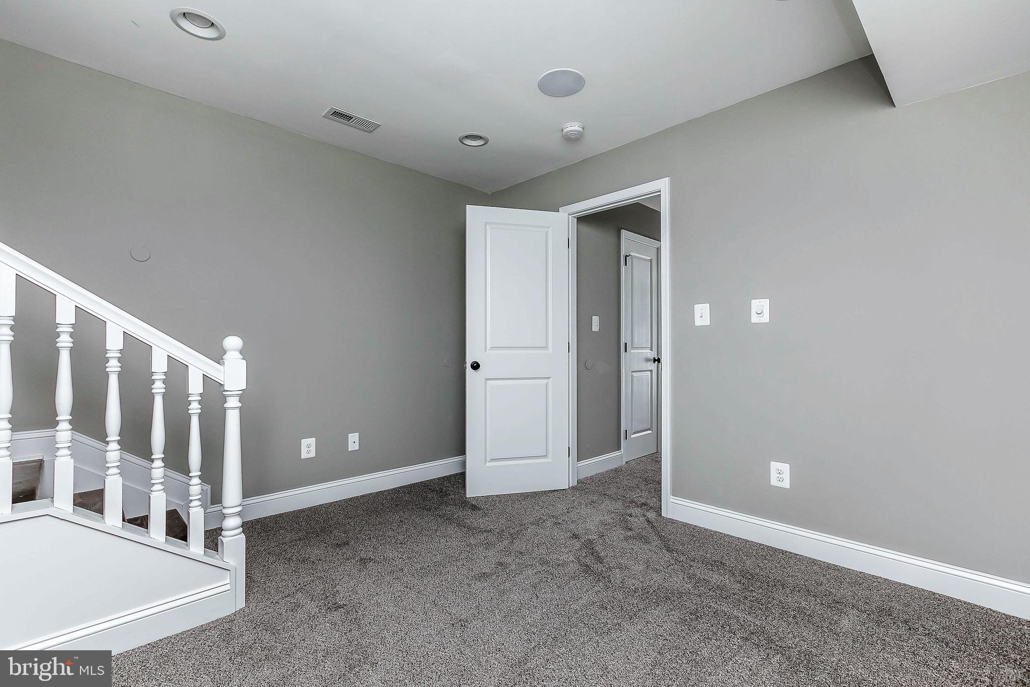 509 South Potomac Street Baltimore, MD 21224 - Photo 19 of 20