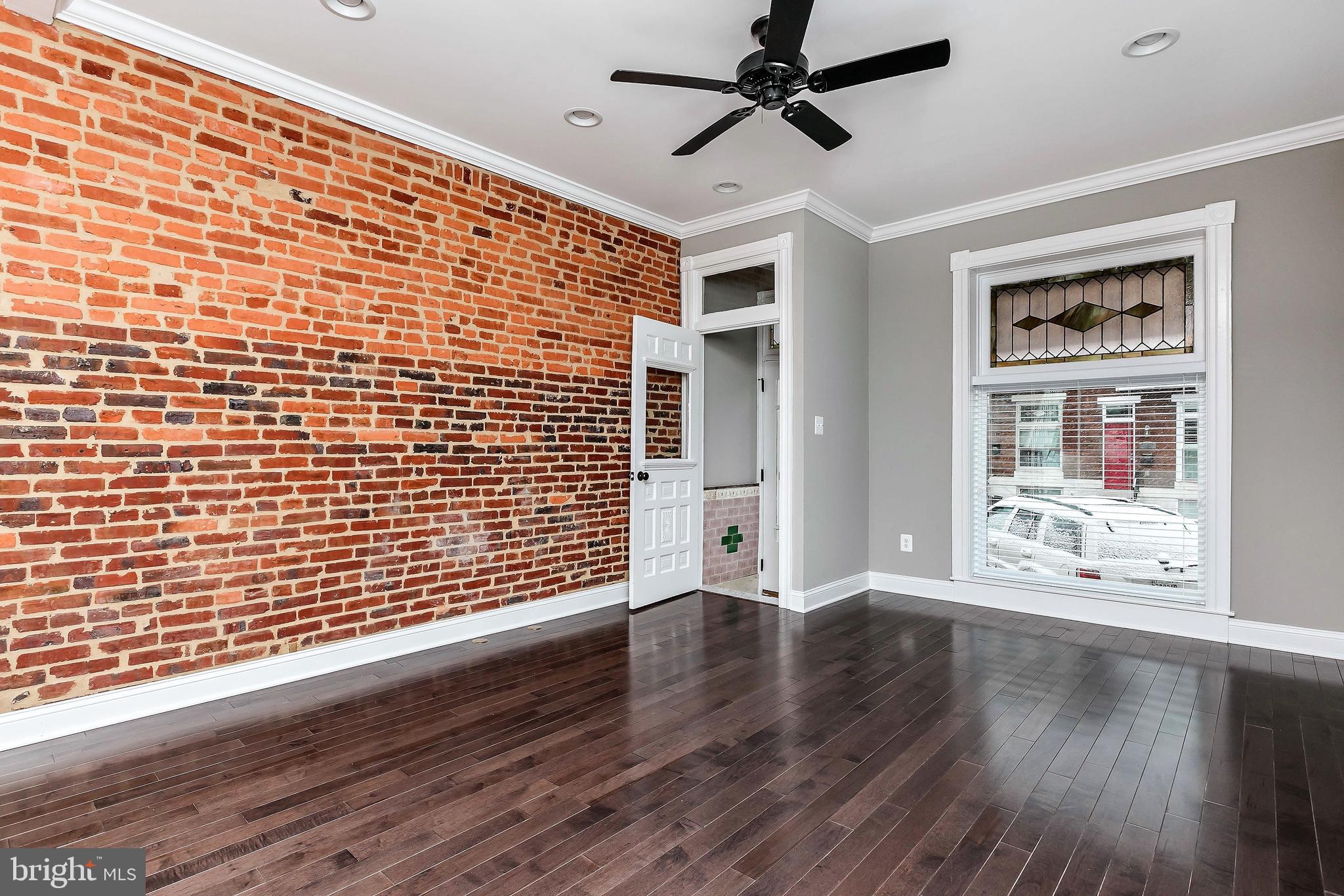 509 South Potomac Street Baltimore, MD 21224 - Photo 3 of 20