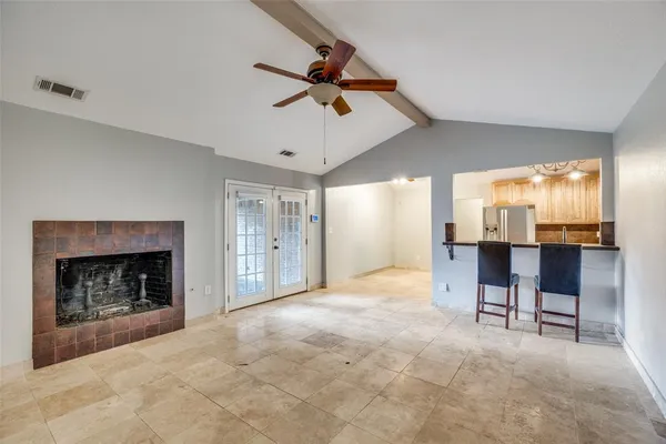 $4,800 | 6220 Glennox Lane, Dallas, TX 75214