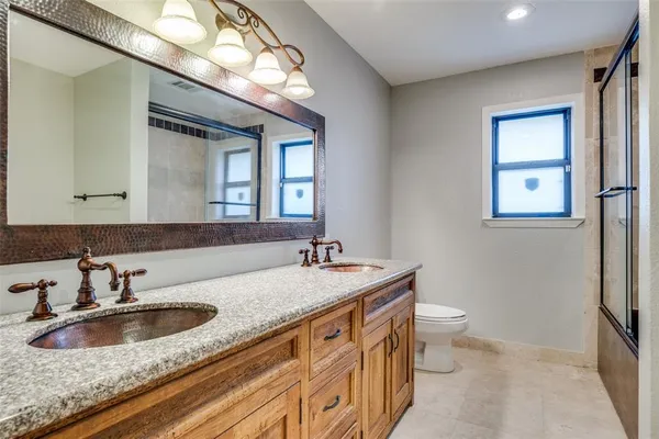 $4,800 | 6220 Glennox Lane, Dallas, TX 75214