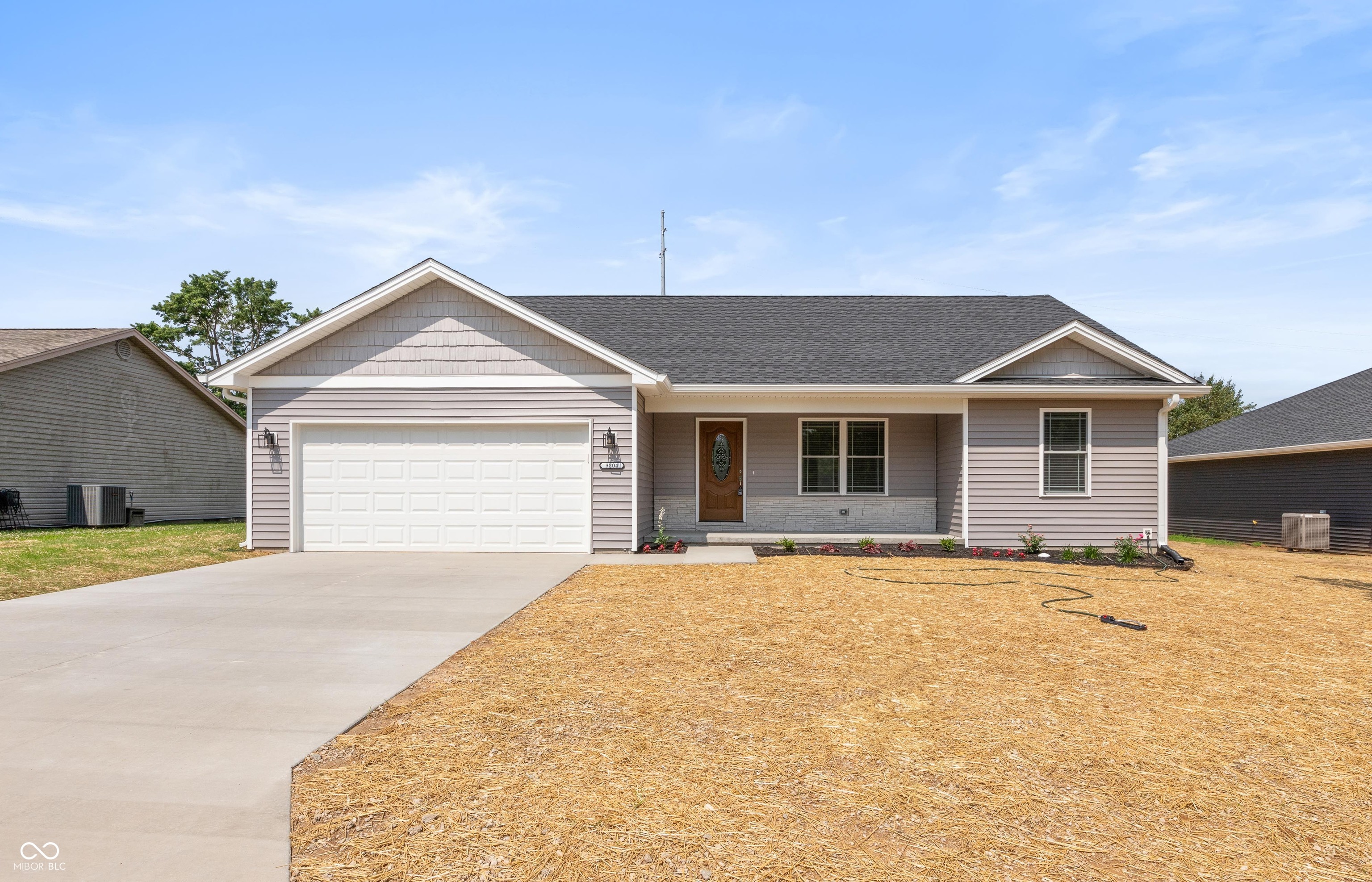 3204 North County Road 900 East