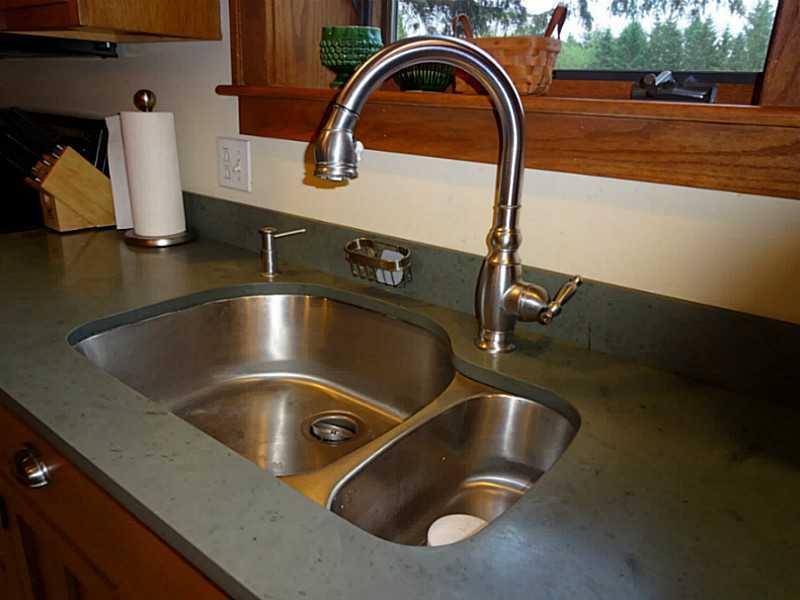 369 Main Road North Hampden, ME 04444 - Photo 12 of 35 Kitchen.