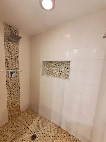 $363,000 | 1881 79th Street Causeway, Unit 706, North Bay Village, FL 33141