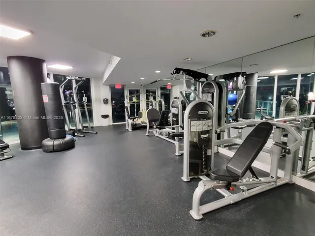 $363,000 | 1881 79th Street Causeway, Unit 706, North Bay Village, FL 33141