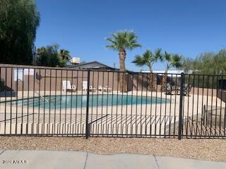 525 West Harwell Road Phoenix, AZ 85041 - Photo 33 of 34 pool