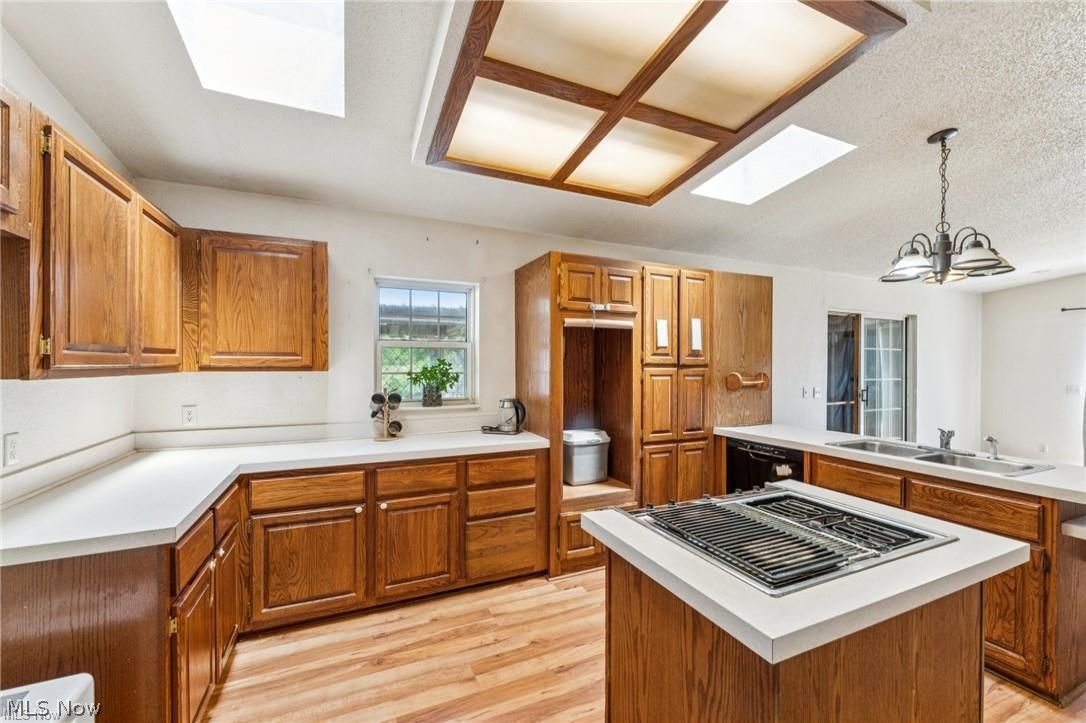 14525 Sperry Road Newbury, OH 44065 - Photo 12 of 36 Kitchen