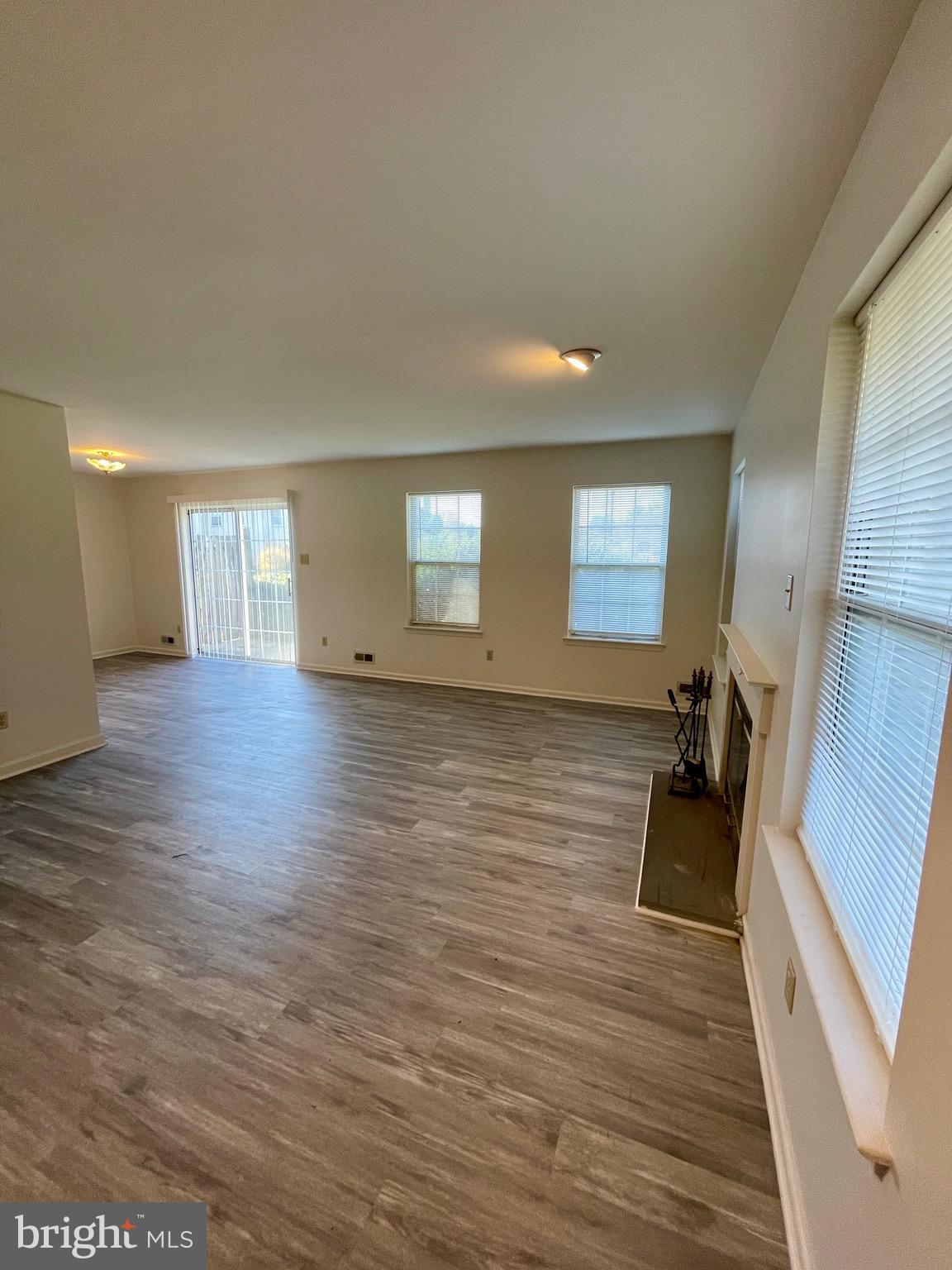 204 Stonebridge Boulevard New Castle, DE 19720 - Photo 3 of 21