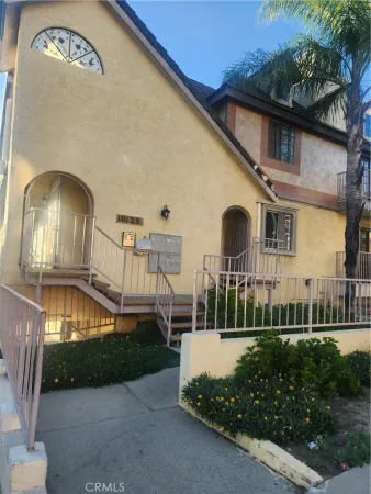 $1,800 | 10129 Commerce Street, Tujunga, CA 91042
