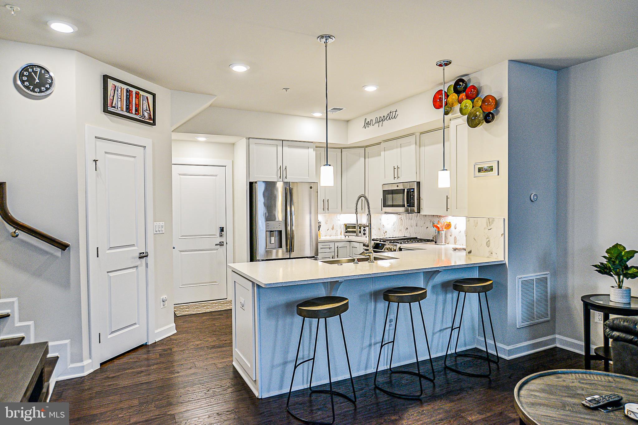 20460 Taft Terrace Ashburn, VA 20147 - Photo 11 of 40 Gallery Image 11