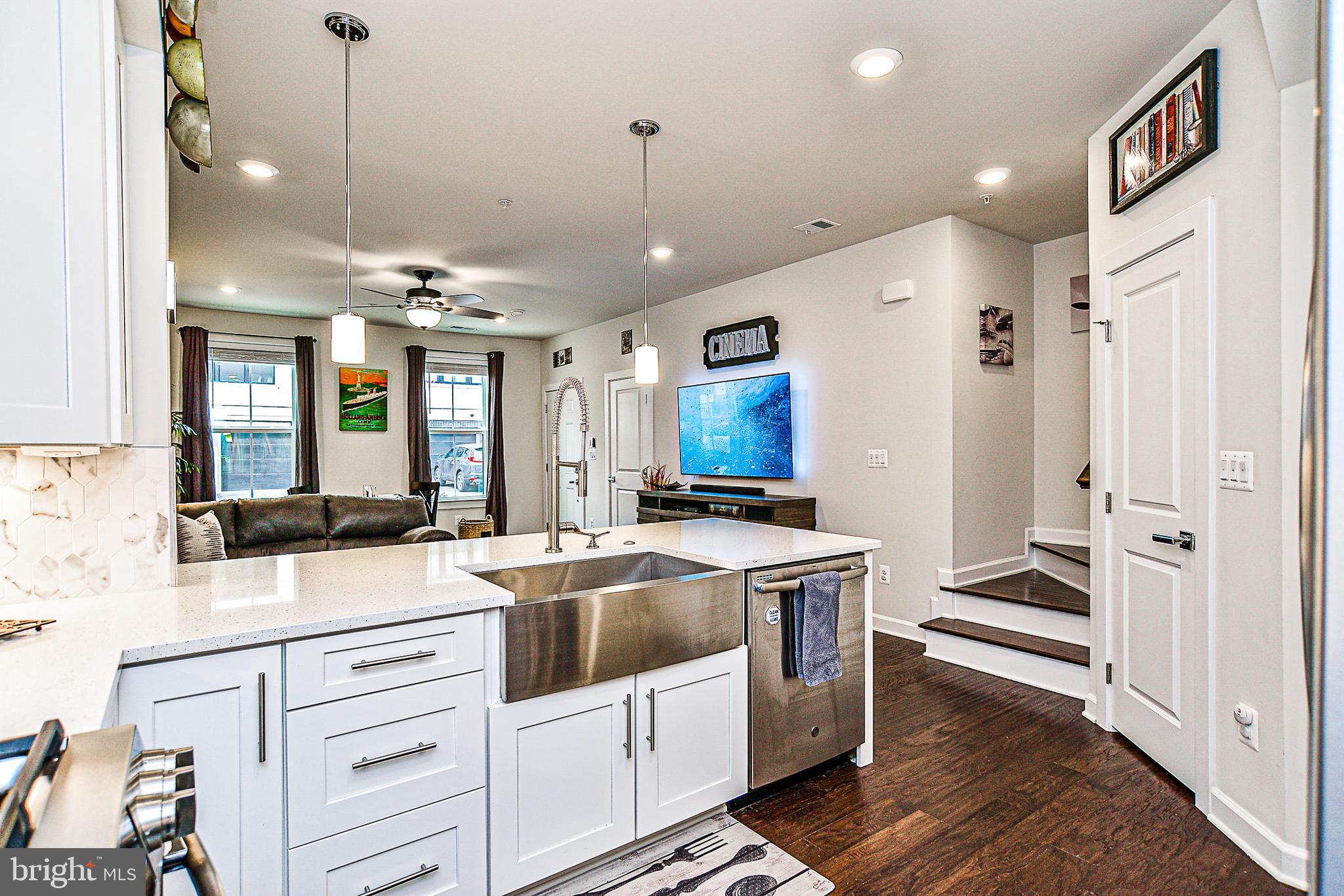 20460 Taft Terrace Ashburn, VA 20147 - Photo 16 of 40 Gallery Image 16