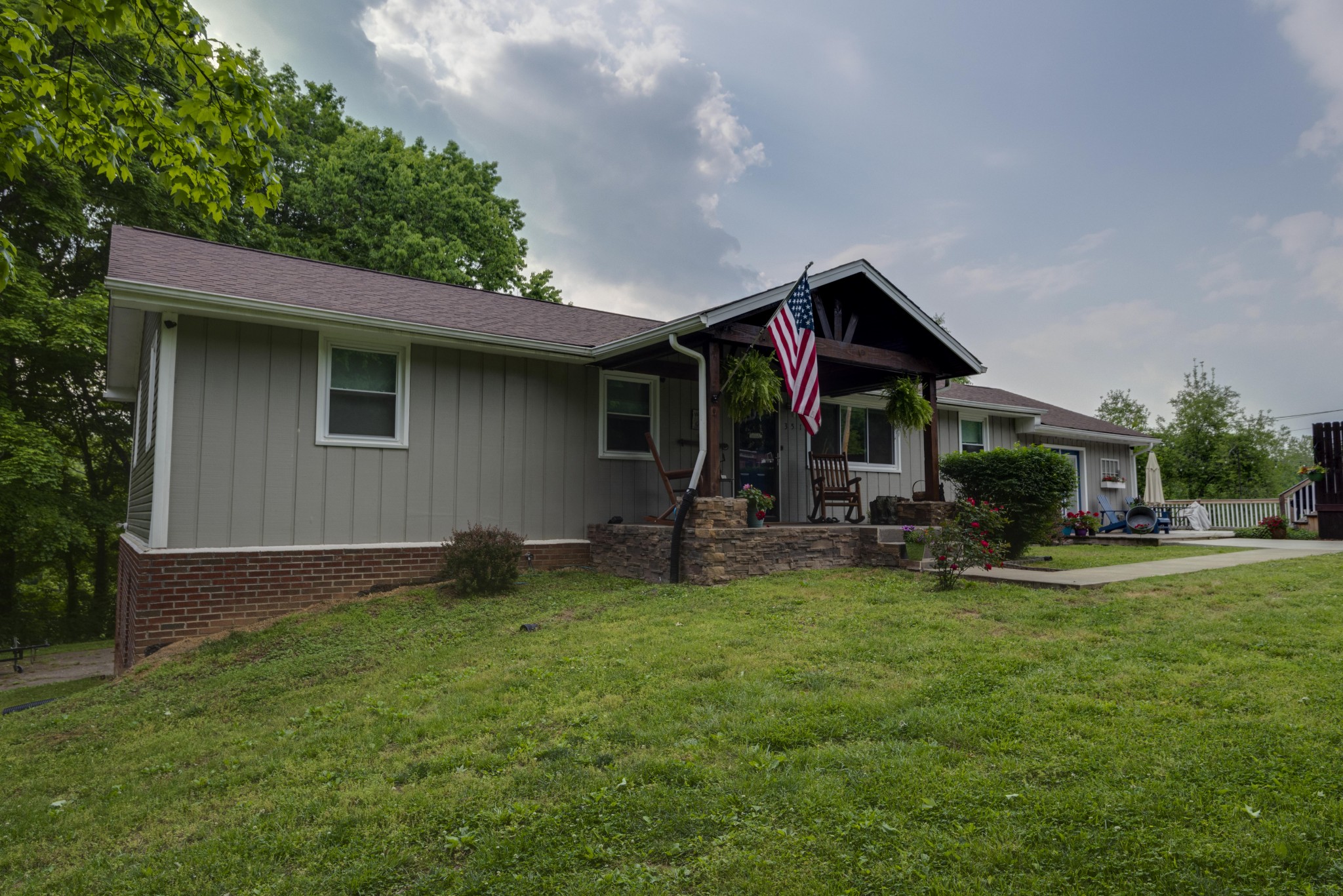 351 Dean Road Clarksville, TN 37040 - Photo 5 of 39