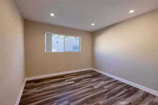 $4,600 | 7718 VÃa Sorrento, Burbank, CA 91504