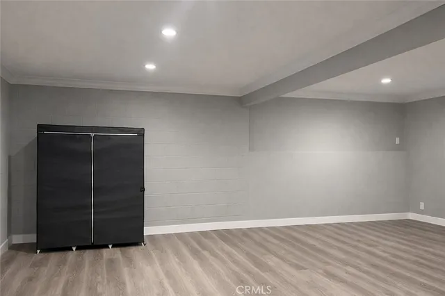 $4,600 | 7718 VÃa Sorrento, Burbank, CA 91504