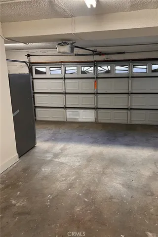 $4,600 | 7718 VÃa Sorrento, Burbank, CA 91504