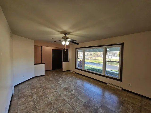 $279,900 | 1305 Endl Boulevard, Fort Atkinson, WI 53538