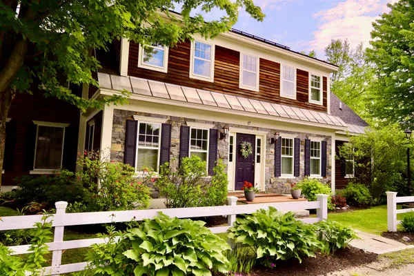 $1,250,000 | 265 Landmark Lane, Unit 17, Stowe, VT 05672
