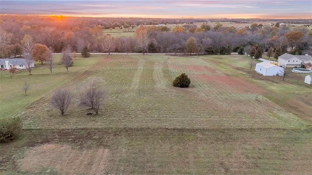 4835 Eisenhower Road Baldwin City, KS 66006 - Photo 5 of 8