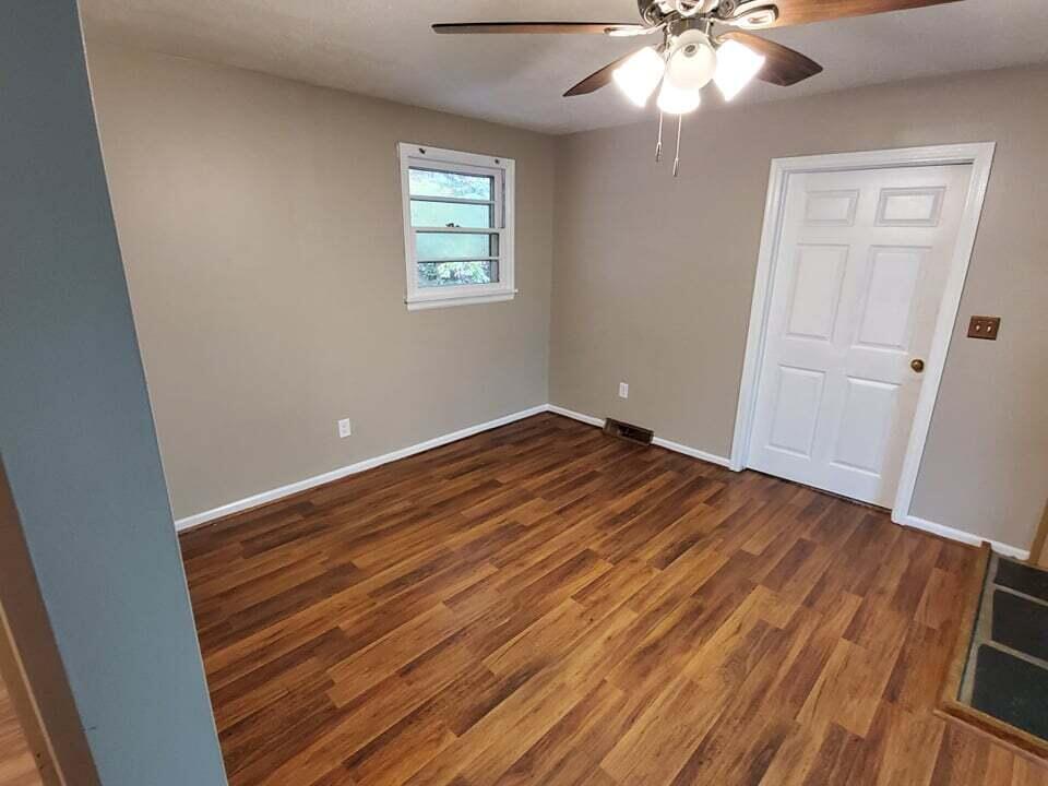 7033 Sparks Road Roanoke, VA 24018 - Photo 13 of 21 13