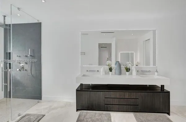 $18,999 | 11400 Northwest 7th Street, Plantation, FL 33325