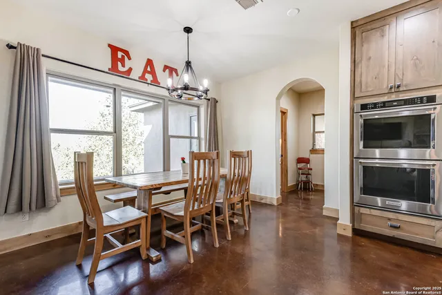 $1,025,000 | 710 Stoney Ridge Road, Bulverde, TX 78163