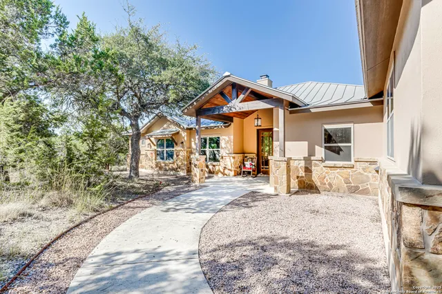 $1,025,000 | 710 Stoney Ridge Road, Bulverde, TX 78163