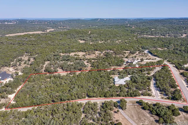 $1,025,000 | 710 Stoney Ridge Road, Bulverde, TX 78163