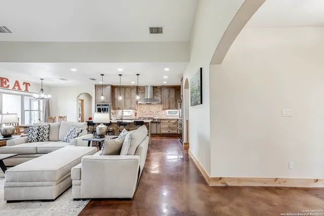 $1,025,000 | 710 Stoney Ridge Road, Bulverde, TX 78163