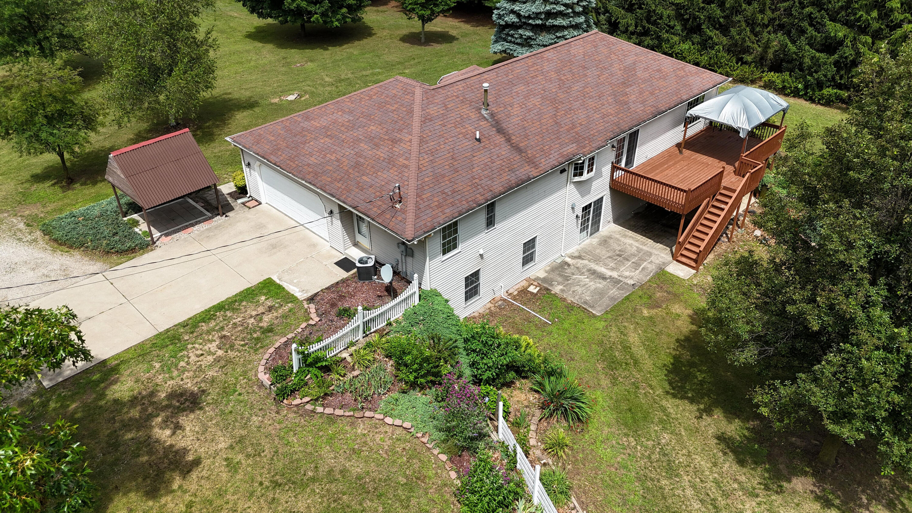 1893 Allen Road Niles, MI 49120 - Photo 28 of 30 DJI_20240705124243_0022_D