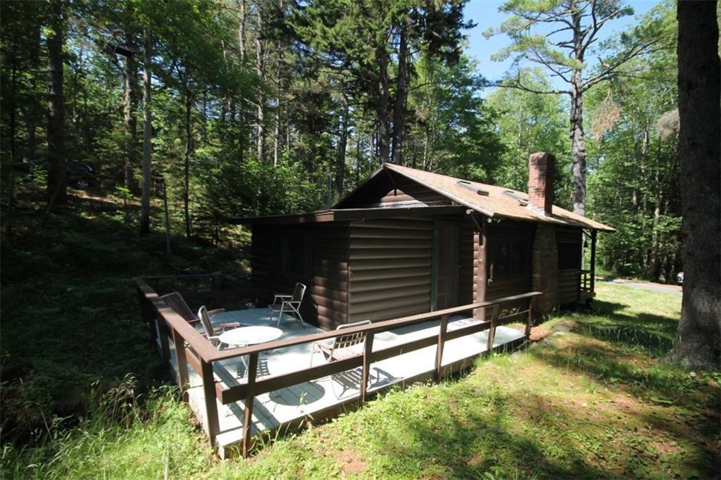 31 Bayberry Road Boothbay Harbor, ME 04538 - Photo 9 of 10 Side/rear deck