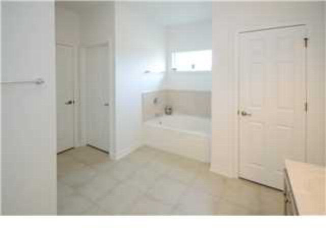 13470 Cathedral Lane Silverhill, AL 36576 - Photo 11 of 19 Master Bath