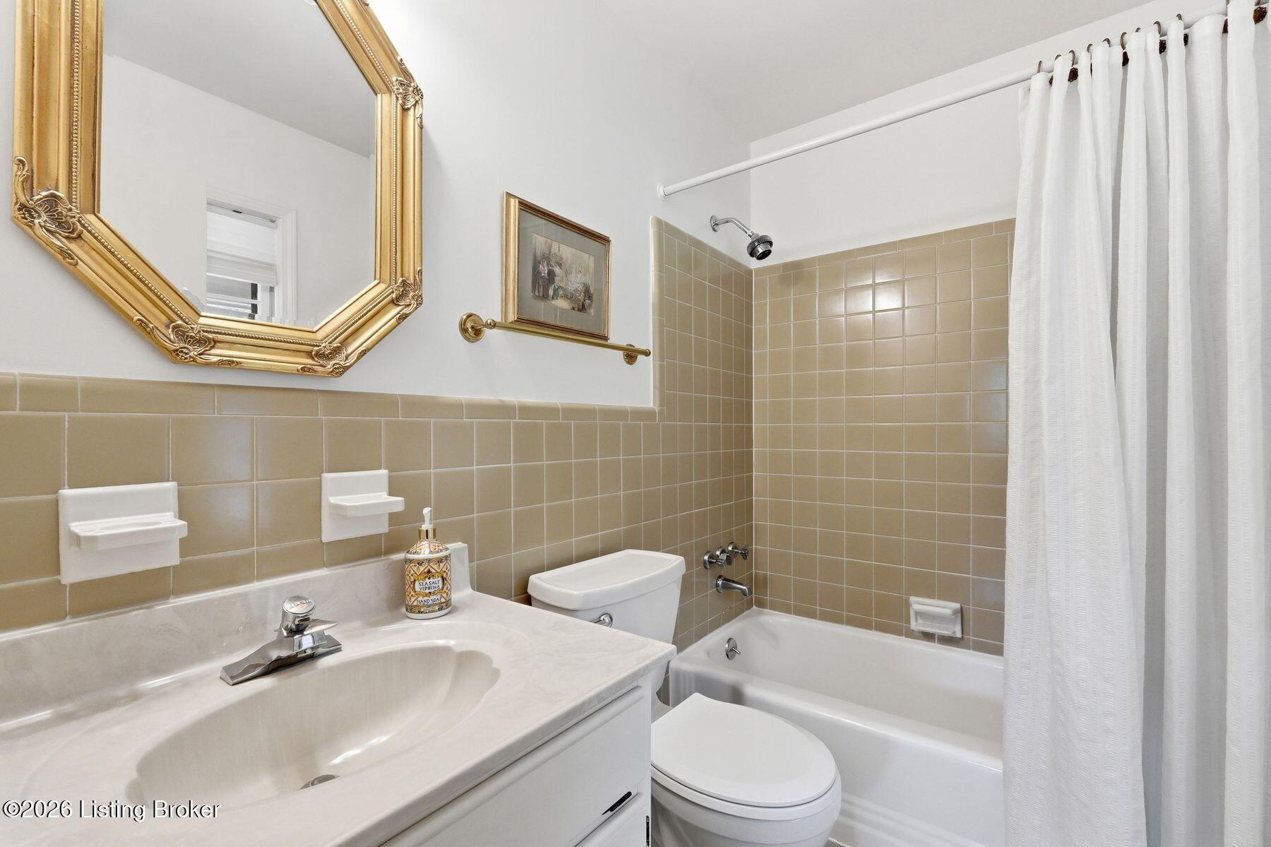 6402 Haverhill Road Louisville, KY 40222 - Photo 36 of 52 photo_online_036