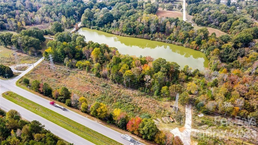 1580 Anderson Road South Rock Hill, SC 29730 - Photo 4 of 6 a view of a yard with wooden floor