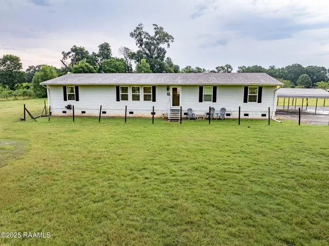 $275,000 | 178 El Shaddai Road, Opelousas, LA 70570