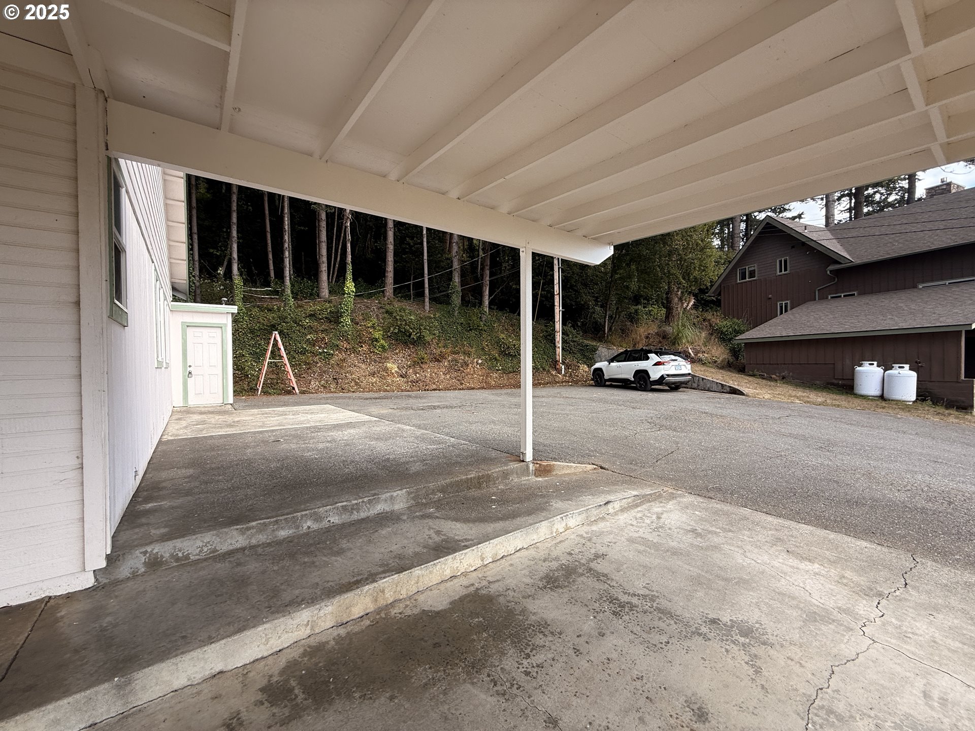 97923 Payne Road Brookings, OR 97415 - Photo 40 of 42 a view of a car garage
