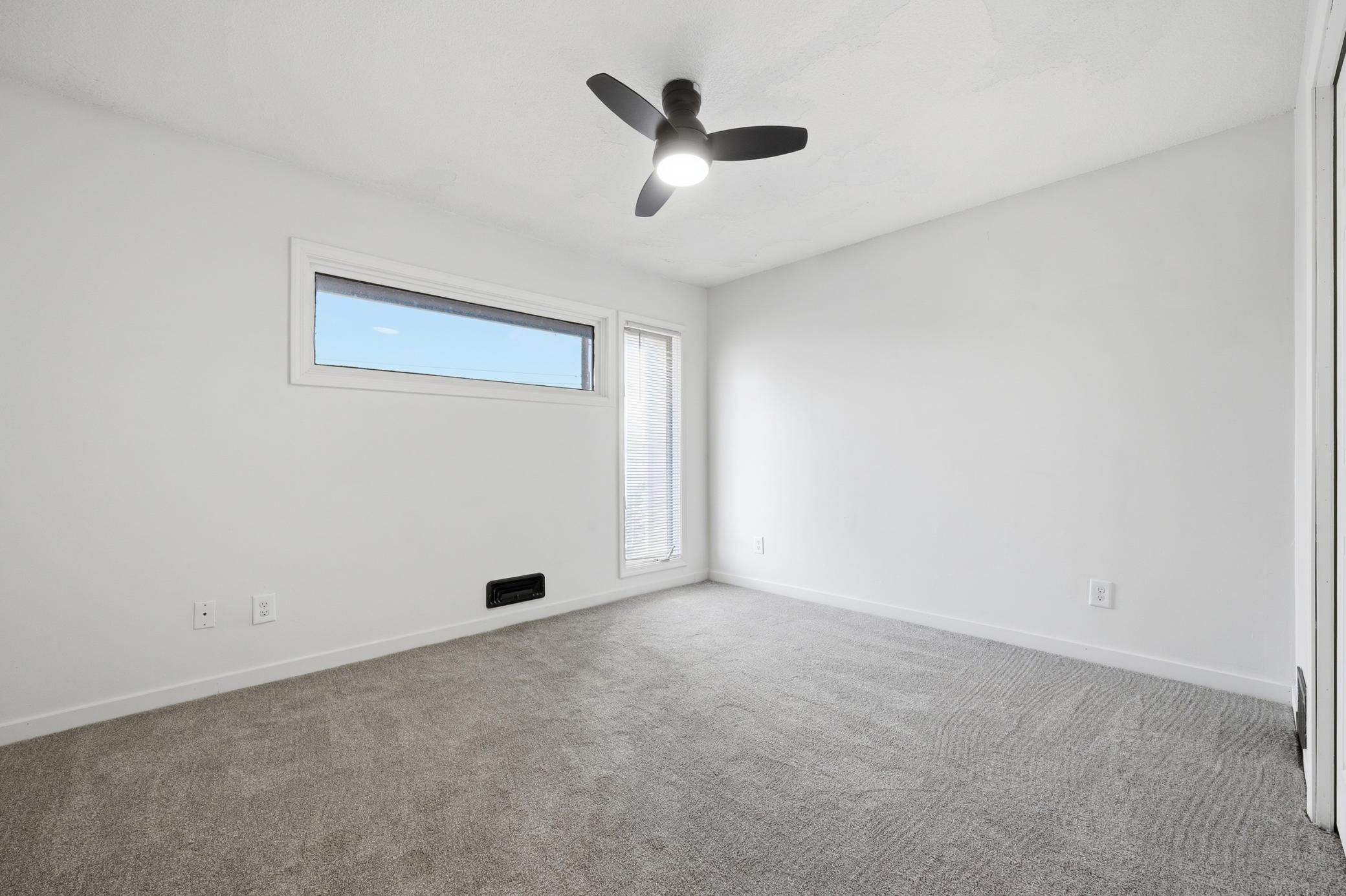 323 East 43rd Street Minneapolis, MN 55409 - Photo 24 of 32