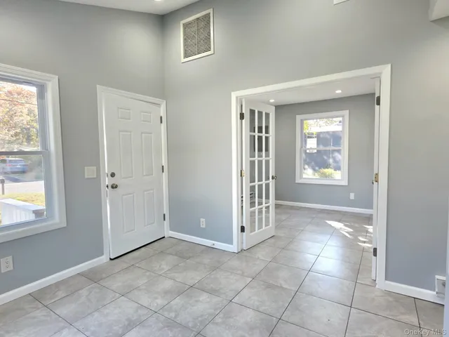 $415,000 | 42 Oak Drive, Riverhead, NY 11901