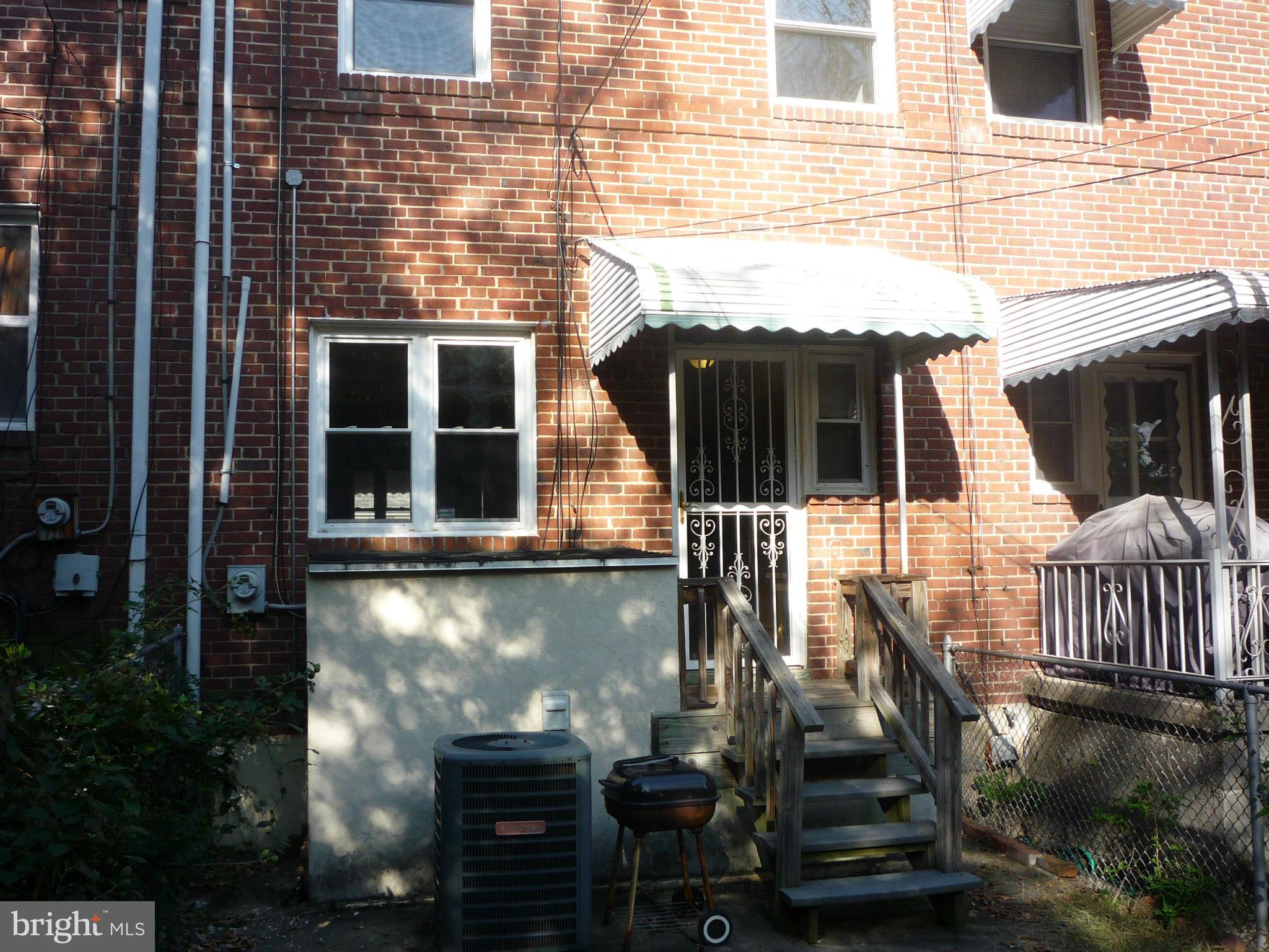 509 Random Road Baltimore, MD 21229 - Photo 16 of 17 Exterior (Rear)