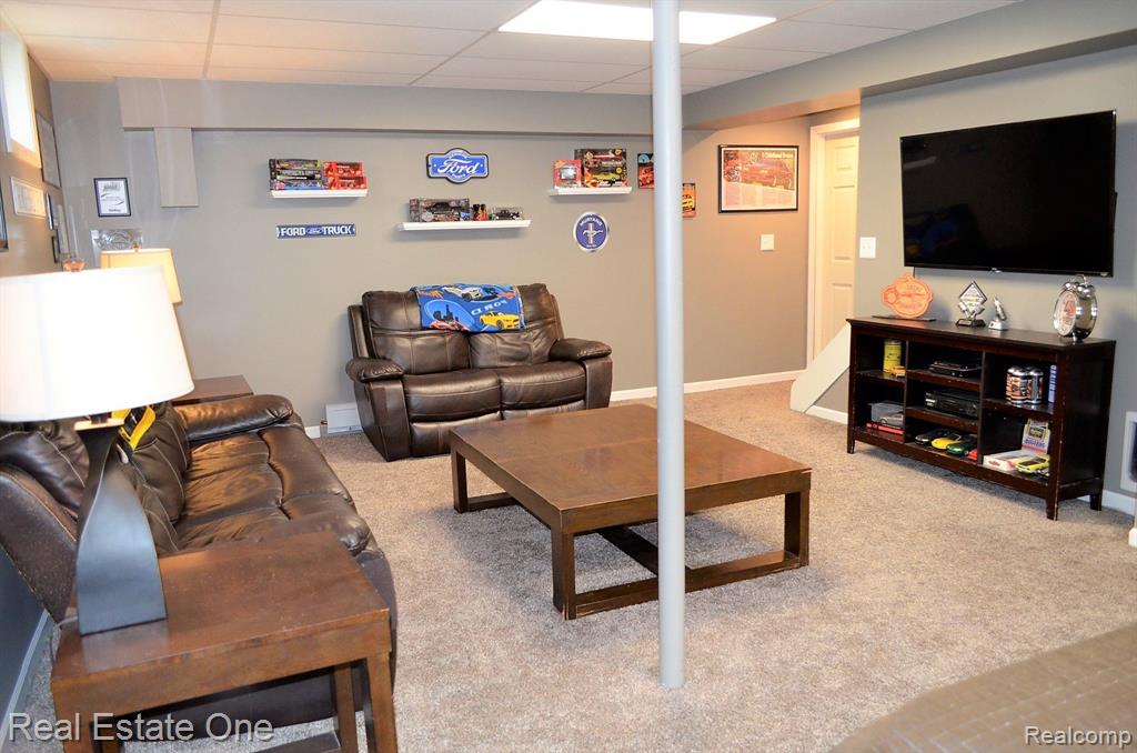 7943 North Gregory Road Fowlerville, MI 48836 - Photo 35 of 44 Gallery Image 35