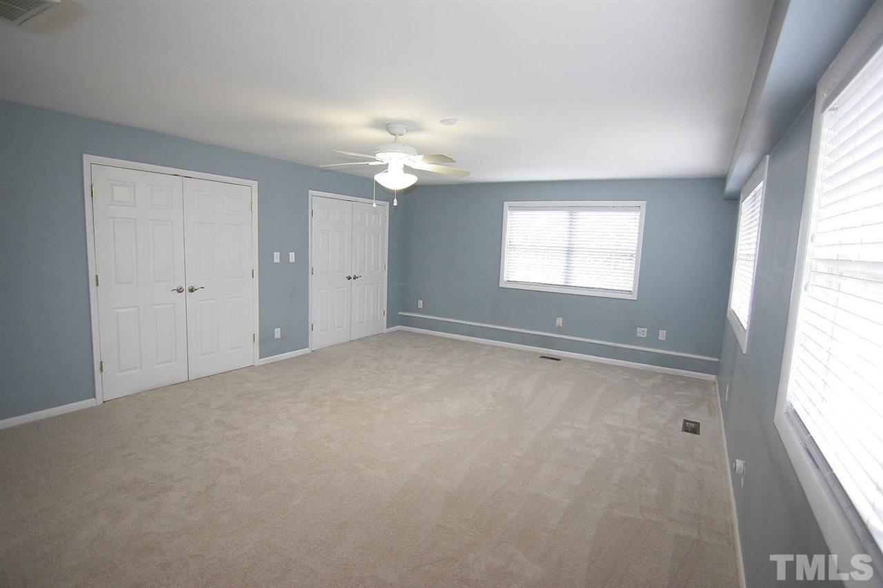 5302 Pelham Road Durham, NC 27713 - Photo 8 of 10