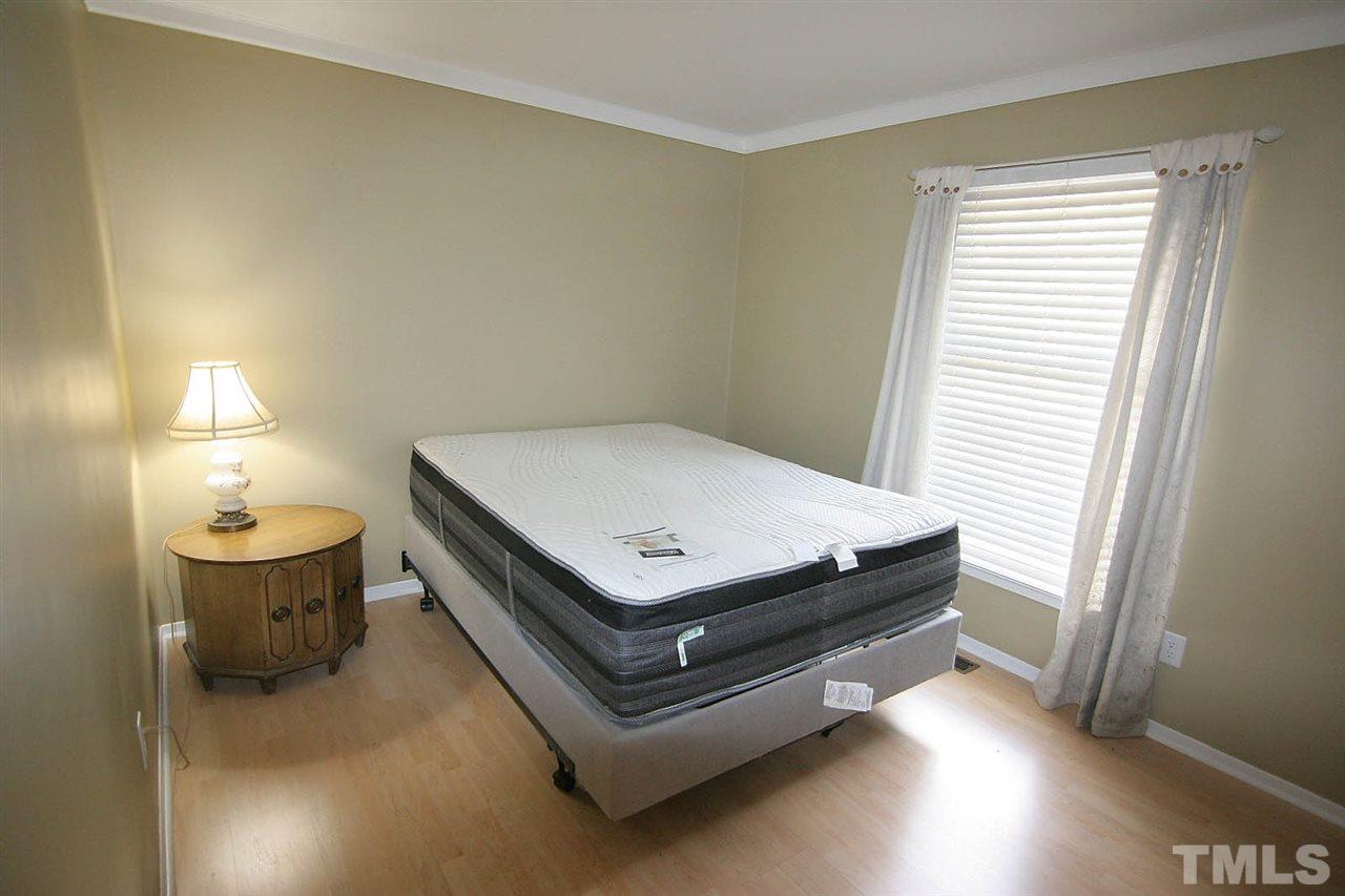 5302 Pelham Road Durham, NC 27713 - Photo 9 of 10