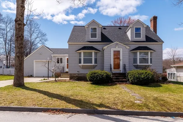 $449,900 | 12 Middlesex Avenue, Worcester, MA 01604