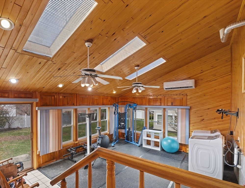 12 Middlesex Avenue Worcester, MA 01604 - Photo 17 of 28